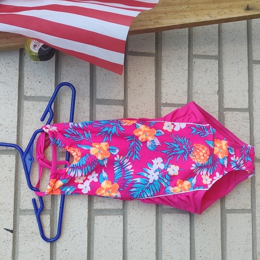 Swimsuit/ pink